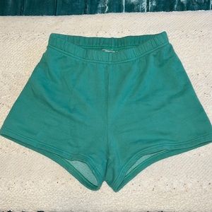 Aritzia TNA Cozy sweatshorts